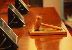 Решенията по някои дела се бавят до 19 годиниГрупа от