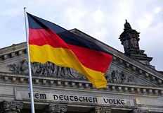 Според официалните лица кризата е резултат от икономическата война водена