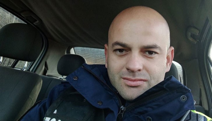 Полицейският служител е с 10 години стаж в МВР