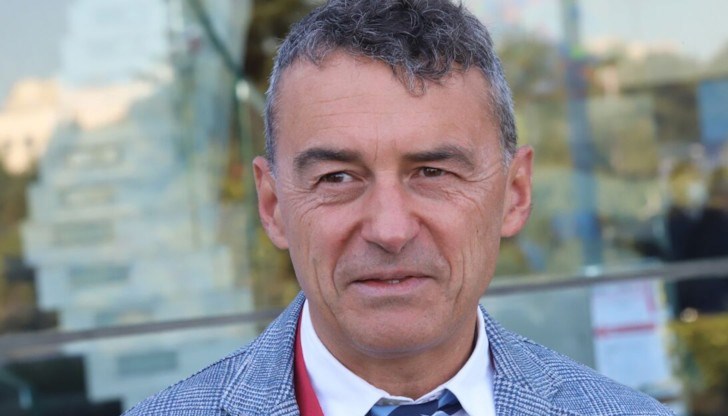 „Лекар на годината“ стана проф. д-р Иво Петров