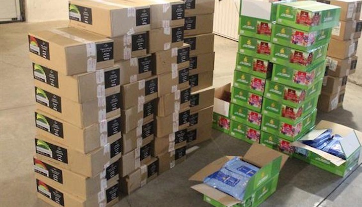 Задържани са двама сирийци - със статут на бежанци и българска гражданка