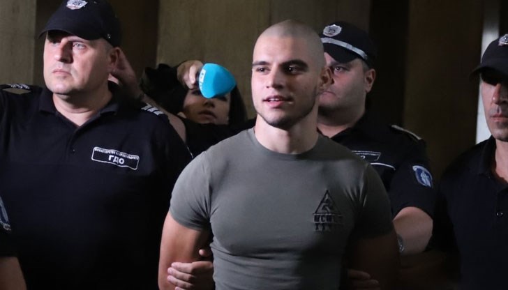 18-годишният Васил Михайлов е обвинен в три престъпления