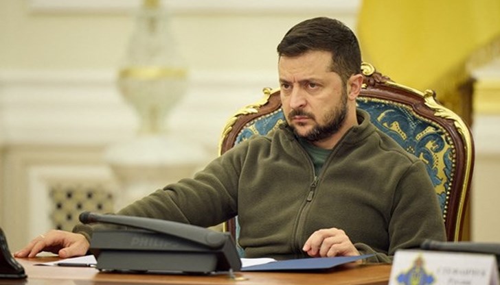 Зеленски призова лидерите на страните от Г-7 за нови строги санкции срещу Москва Зеленски призова лидерите на страните от Г-7 за нови строги санкции срещу Москва