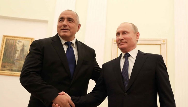 Масивното тяло на бившия пожарникар е запушило тотално политическия процес и, ни напред, ни назад Масивното тяло на бившия пожарникар е запушило тотално политическия процес и, ни напред, ни назад