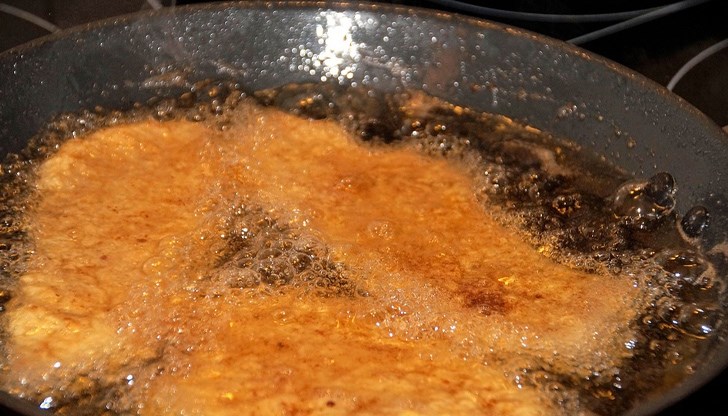 Горенето е започнало заради запалило се олио в тиган