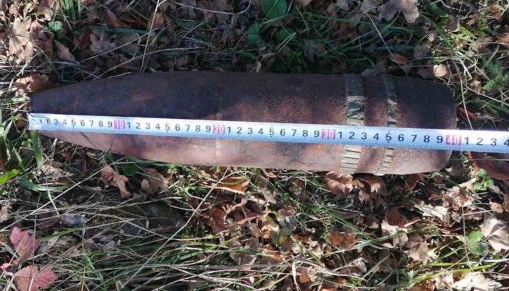 Военнослужещите от Сухопътните войски унищожиха невзривен 100 мм танков снаряд