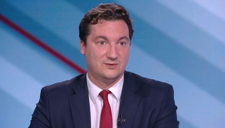 Основният въпрос, задаван от българи и от чужденци, е защо няма осъдени по високите етажи за корупция, каза министърът Основният въпрос, задаван от българи и от чужденци, е защо няма осъдени по високите етажи за корупция, каза министърът