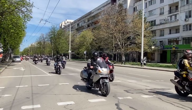 Любителите на двуколесни моторни превозни средства ще се съберат на паркинга на МОЛ-а