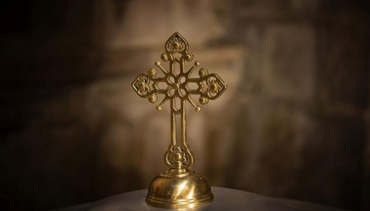 Имен ден днес празнуват Параскева, Лъчезар и Лъчезара