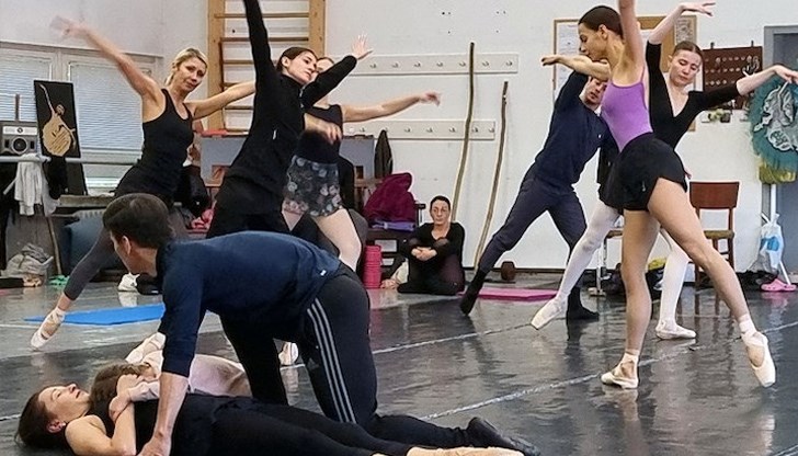 Премиерното представление ще бъде на 23 октомври (неделя) Премиерното представление ще бъде на 23 октомври (неделя)