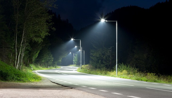 Осветлението по улиците ще бъде изключвано за времето от 22:30 до 5:30 часа