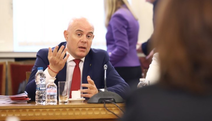 От ГЕРБ поеха ангажимент за експертна дискусия на ниво законодателство на съдебната реформа От ГЕРБ поеха ангажимент за експертна дискусия на ниво законодателство на съдебната реформа