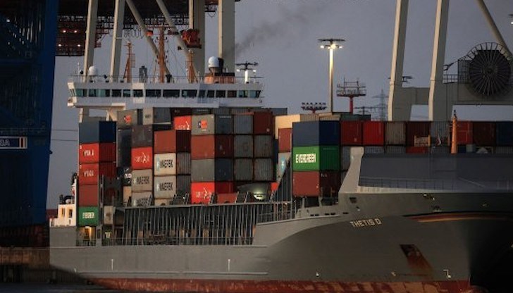 Десетки курсове от Азия до пристанища на САЩ ще бъдат отменени през октомври заради влошаващите се икономически условия