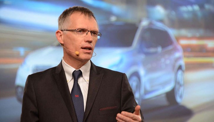 Няма смисъл да харчим пари за нещо, което противоречи на физиката, категоричен е Карлос Таварес Няма смисъл да харчим пари за нещо, което противоречи на физиката, категоричен е Карлос Таварес