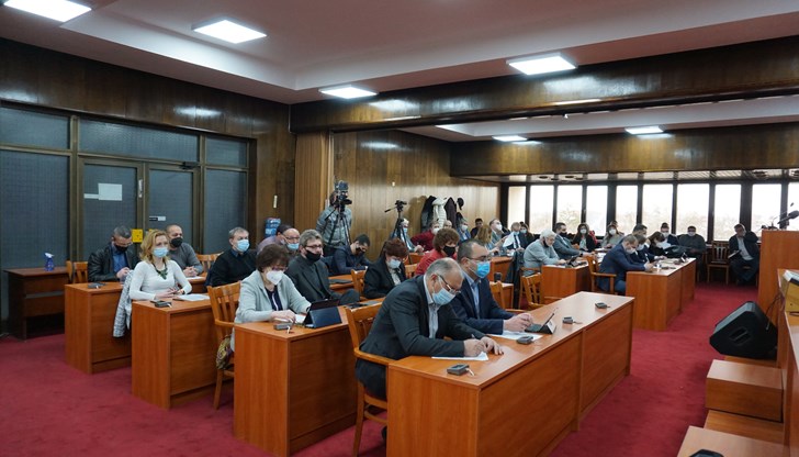 Дневният ред на заседанието включва 40 точки