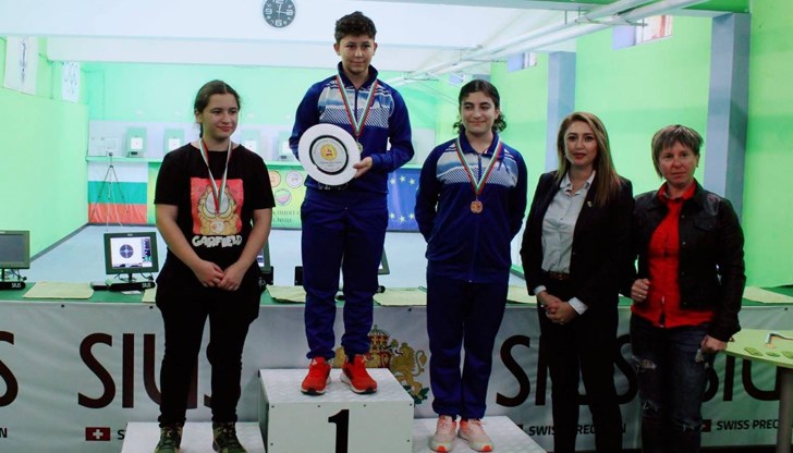 Специален гост на състезанието беше Петя Луканова, участвала в Олимпийските игри в Лондон 2012 година