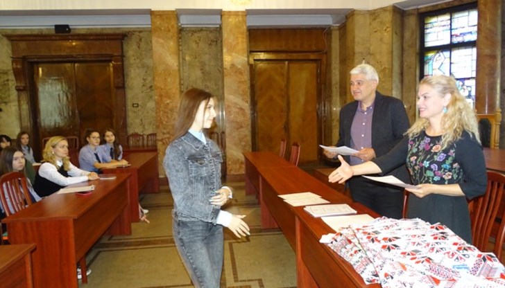 Окръжен съд – Русе отвори врати за всички желаещи да се запознаят отблизо с дейността на институцията Окръжен съд – Русе отвори врати за всички желаещи да се запознаят отблизо с дейността на институцията