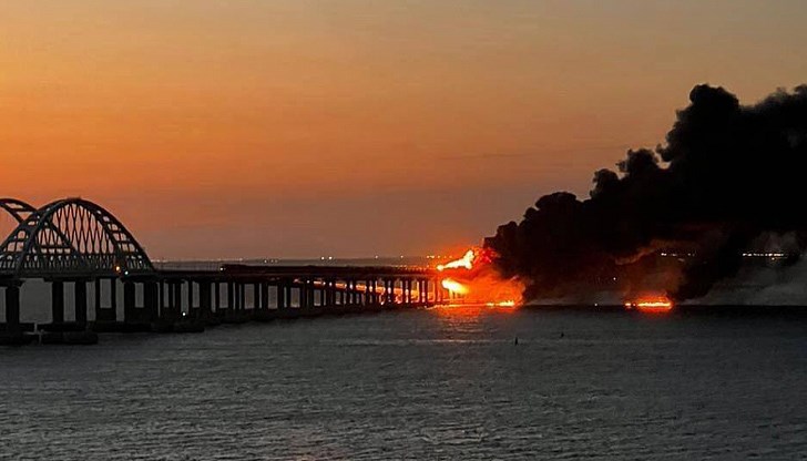 България беше замесена индиректно, така мимоходом, в разрушаването на моста, без доказателства, и пак настана един невъобразим шум България беше замесена индиректно, така мимоходом, в разрушаването на моста, без доказателства, и пак настана един невъобразим шум
