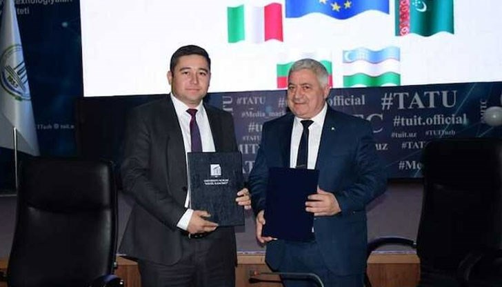 Договорът за сътрудничество е подписан от ректорите на двете учебни заведения - акад. Христо Белоев и проф. Бахтиер Махкамов