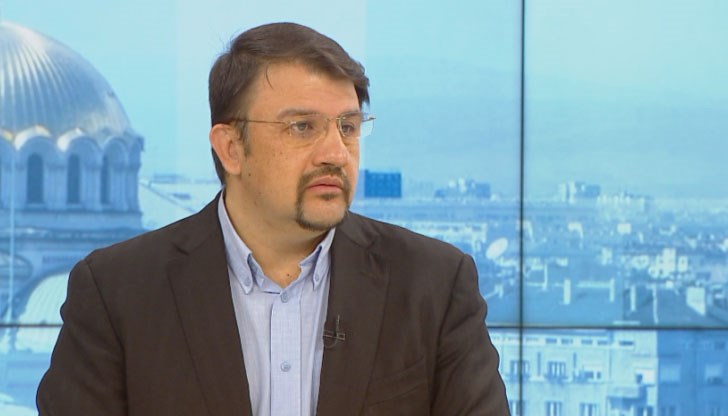 Сега коалицията ГЕРБ, ДПС и Възраждане имат шанс да направят кабинет и да управляват Сега коалицията ГЕРБ, ДПС и Възраждане имат шанс да направят кабинет и да управляват