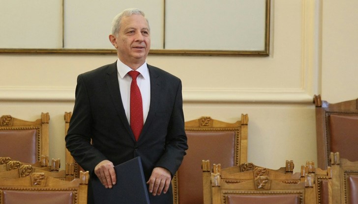 Парламентът не може да функционира без избран председател Парламентът не може да функционира без избран председател