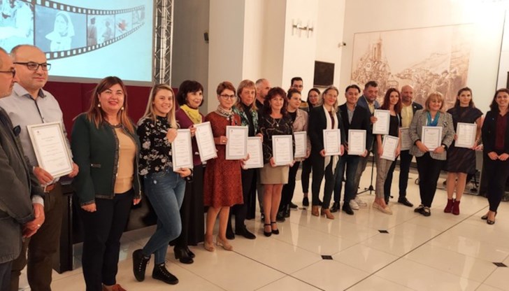 Отбелязаха 144-ата годишнина от основаването на Българския червен кръст