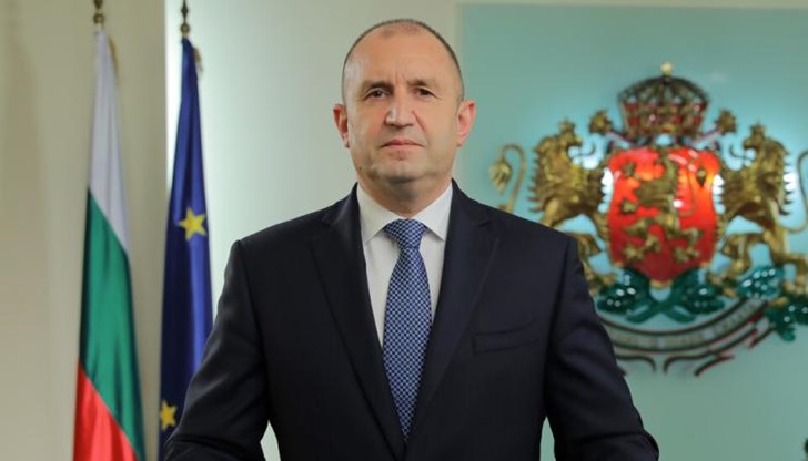 Условията и редът за получаване на еднократната финансова помощ са публикувани на интернет-страницата на президента