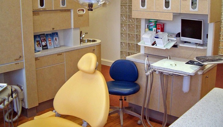 Между 10 000 и 20 000 чужденци идват у нас да си лекуват зъбите