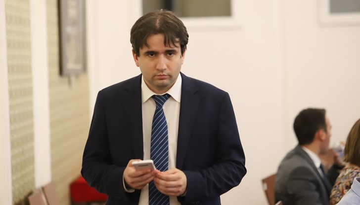 Днес сутринта бе атакуван сайта на президентството, а по-късно през деня бяха свалени и сайтовете на правителството, НАП, МВР и МП Днес сутринта бе атакуван сайта на президентството, а по-късно през деня бяха свалени и сайтовете на правителството, НАП, МВР и МП