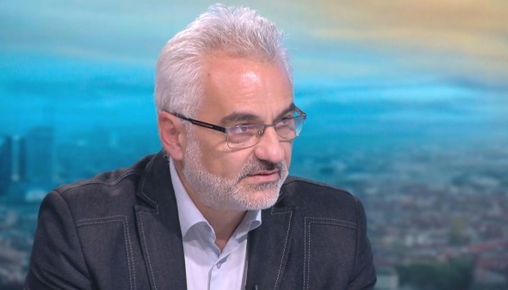 По думите му се подготвя закон, който е поредната тесла срещу топлофикационните дружества По думите му се подготвя закон, който е поредната тесла срещу топлофикационните дружества