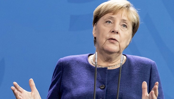 Бившият германски канцлер отново припомни заплахите на Москва да не се възприемат като блъф