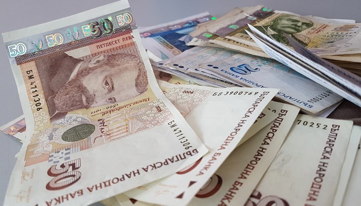 Възнаграждението за народните представители се равнява на 3 средномесечни заплати