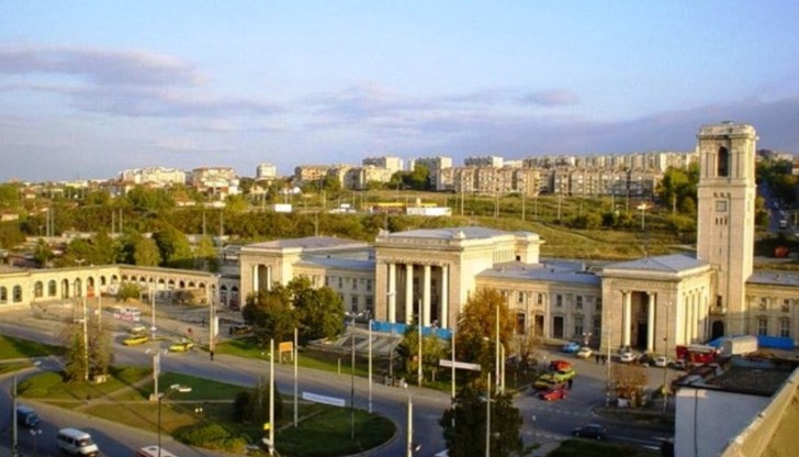 Проектът за строителството ѝ е дело на русенския архитект Пинпирев Проектът за строителството ѝ е дело на русенския архитект Пинпирев