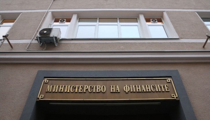 С проекторешението се удължават разпоредбите от бюджетите на Държавното обществено осигуряване, Здравната каса и държавния бюджет