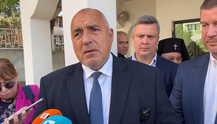 Според лидера на ГЕРБ България е в политическа изолация