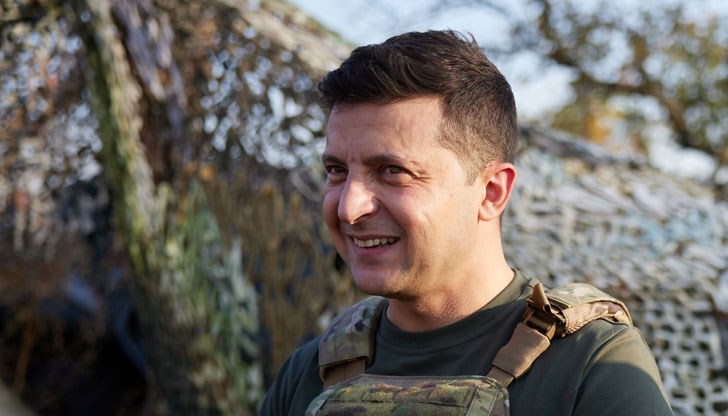 Тази книга ще ви помогне да научите много повече за украинския народ, съобщи украинският президент Тази книга ще ви помогне да научите много повече за украинския народ, съобщи украинският президент