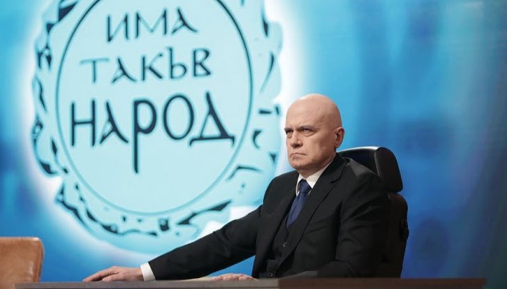 Парламентът безусловно ми прилича на огледало, в което се оглеждаме всички ние Парламентът безусловно ми прилича на огледало, в което се оглеждаме всички ние