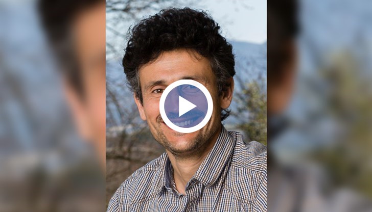 Организира се протест срещу неговото отстраняване