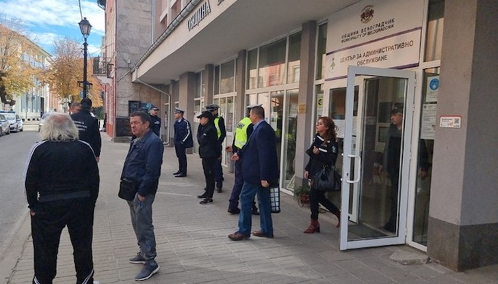 Според прокуратурата с действията си Борис Николов е нанесъл значителни щети на общинския бюджет