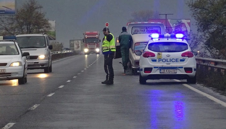 За периода екипите на пътна полиция в Русенско са регистрирали 356 нарушения на Закона за движение по пътищата