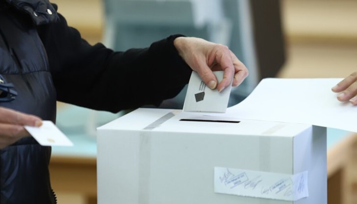 Днес България гласува за народни представители на предсрочен парламентарен вот