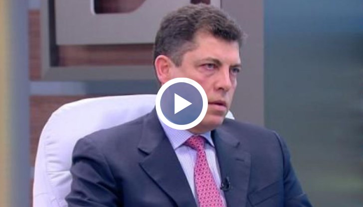 Велчев: Това ще го плащаме всички ние и по-точно младите хора