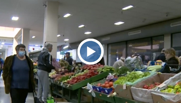 Цените на карфиола, морковите и чушките по пазарите у нас се повишават фрапиращо