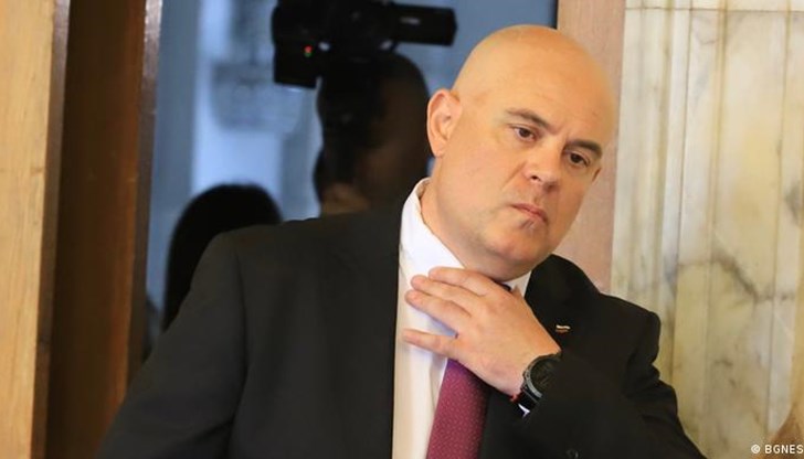 Според него до това е довело закриването на специализирания съд Според него до това е довело закриването на специализирания съд