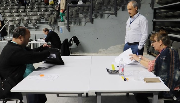 От 21:00 часа ще се проведе пресконференция на РИК - Русе От 21:00 часа ще се проведе пресконференция на РИК - Русе