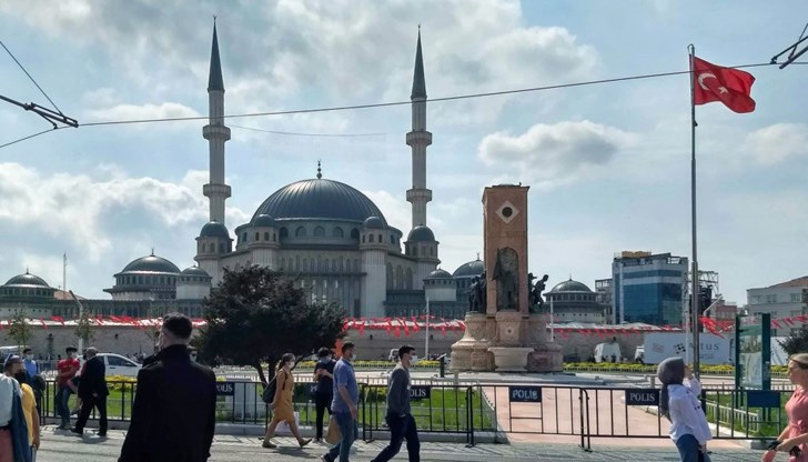 Наричат българите християни в Истанбул невидимата общност и това не е случайно