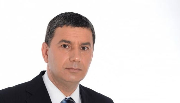 Димитър Байрактаров: Явно ЕС се управлява от самоубийци