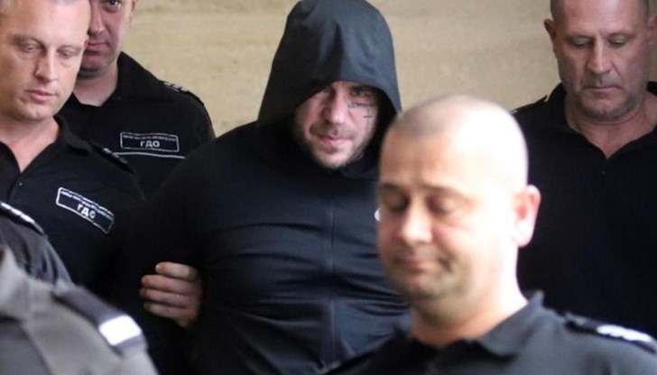 Обвинението се опитва да въздейства на служителите на МВР чрез досъдебни производства срещу тях, заяви вътрешният министър Иван Демерджиев Обвинението се опитва да въздейства на служителите на МВР чрез досъдебни производства срещу тях, заяви вътрешният министър Иван Демерджиев