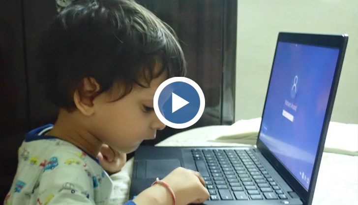 Децата започват да страдат от екранна зависимост от 6-месечна възраст