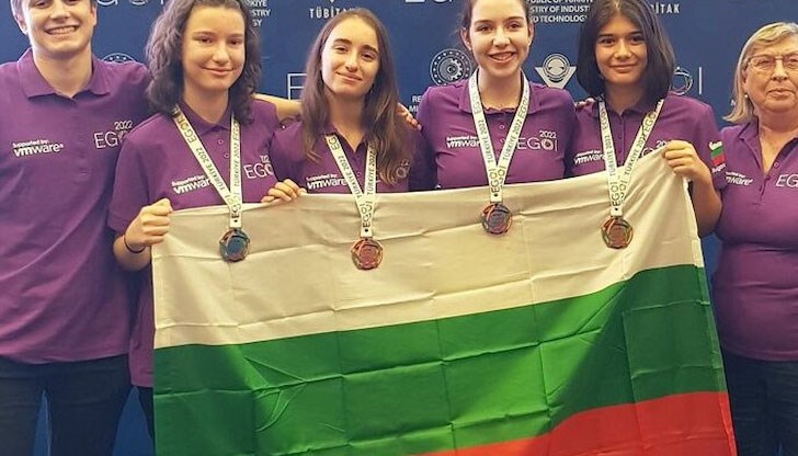 Българският отбор заема трето място в класирането на всички отбори по медали